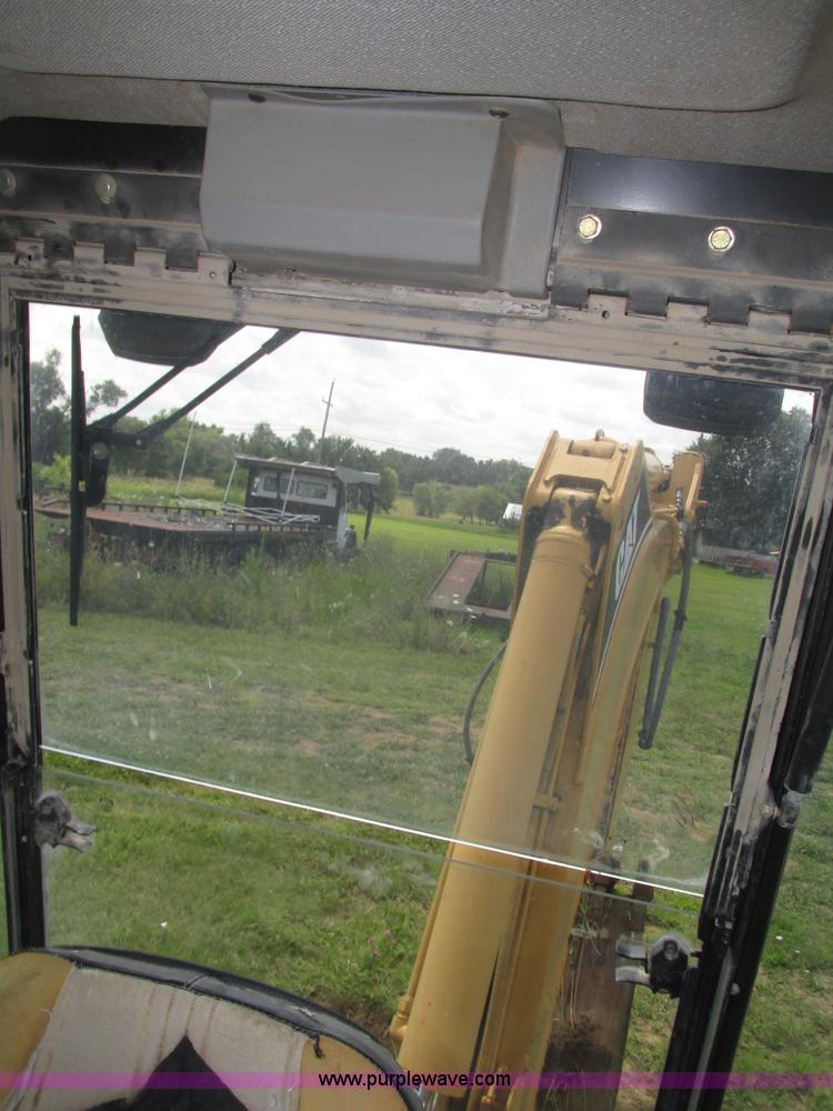 image for item H4542 1994 Caterpillar 426B backhoe