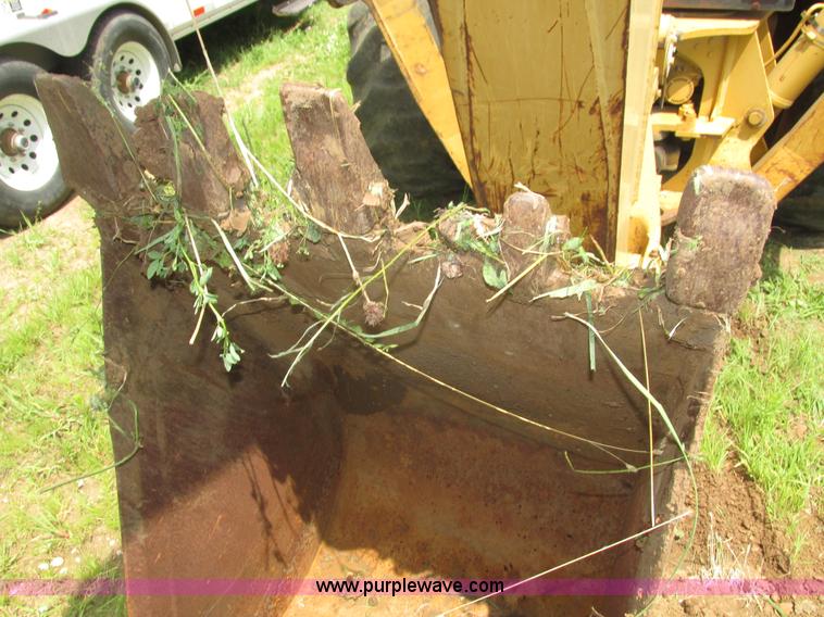 image for item H4542 1994 Caterpillar 426B backhoe