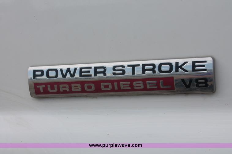 image for item H8146 2006 Ford F350 Super Duty XL Crew Cab pickup truck