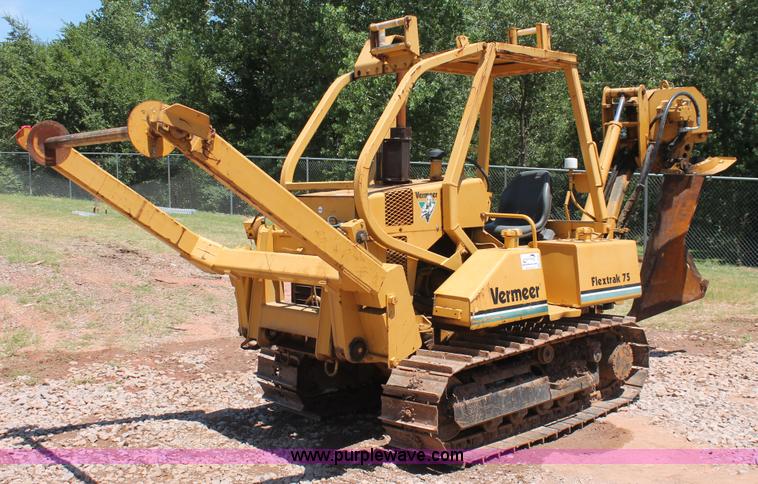 image for item H8195 1995 Vermeer Flex Track 75 cable plow