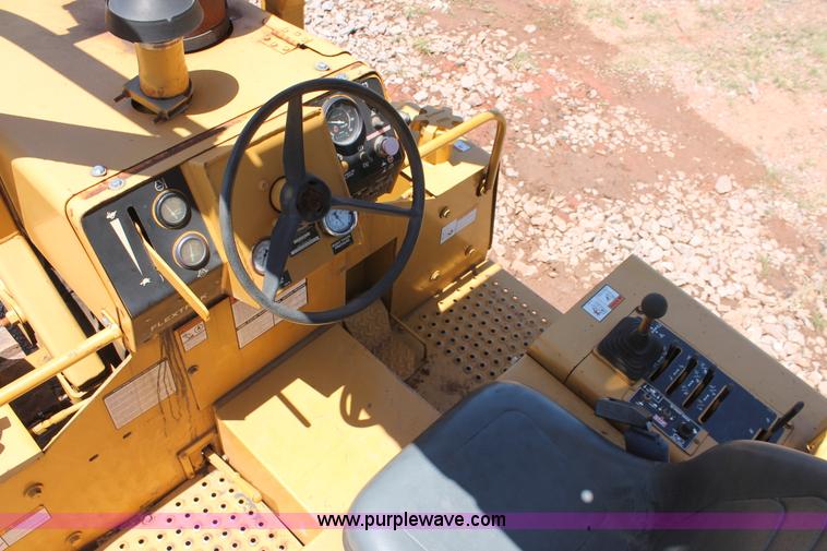 image for item H8195 1995 Vermeer Flex Track 75 cable plow