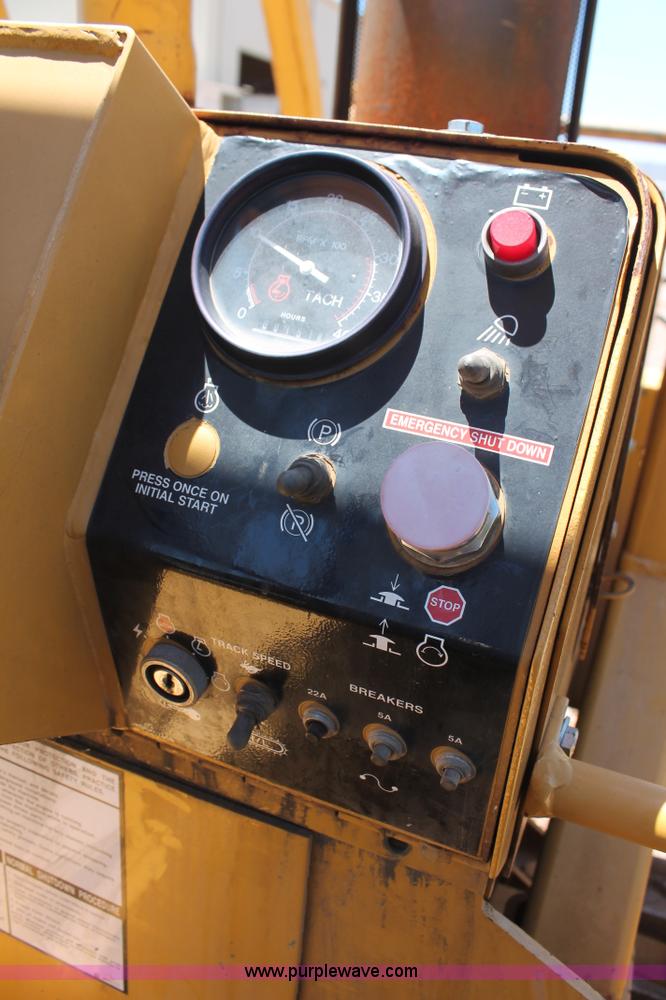 image for item H8195 1995 Vermeer Flex Track 75 cable plow