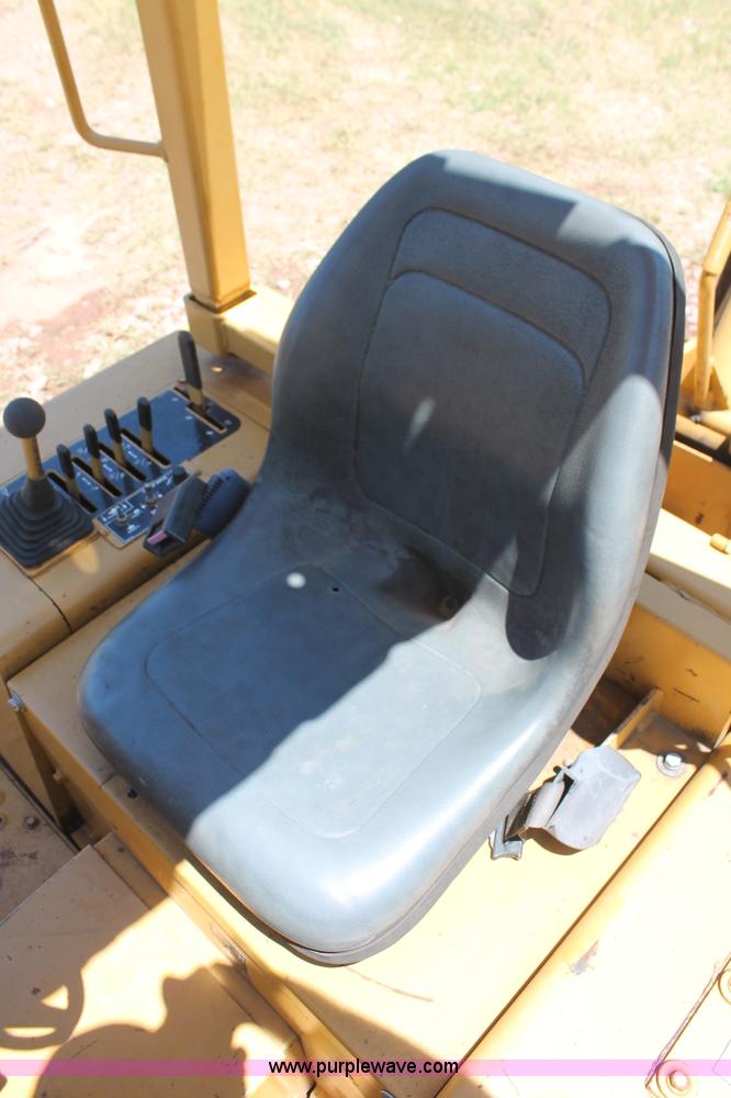 image for item H8195 1995 Vermeer Flex Track 75 cable plow