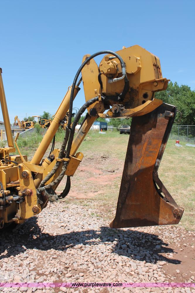 image for item H8195 1995 Vermeer Flex Track 75 cable plow