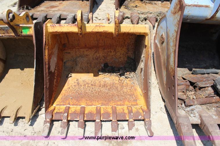 image for item I1507 Excavator bucket