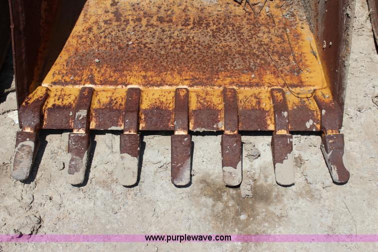 image for item I1507 Excavator bucket