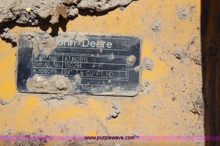 image for item I1508 John Deere AT92015 backhoe bucket