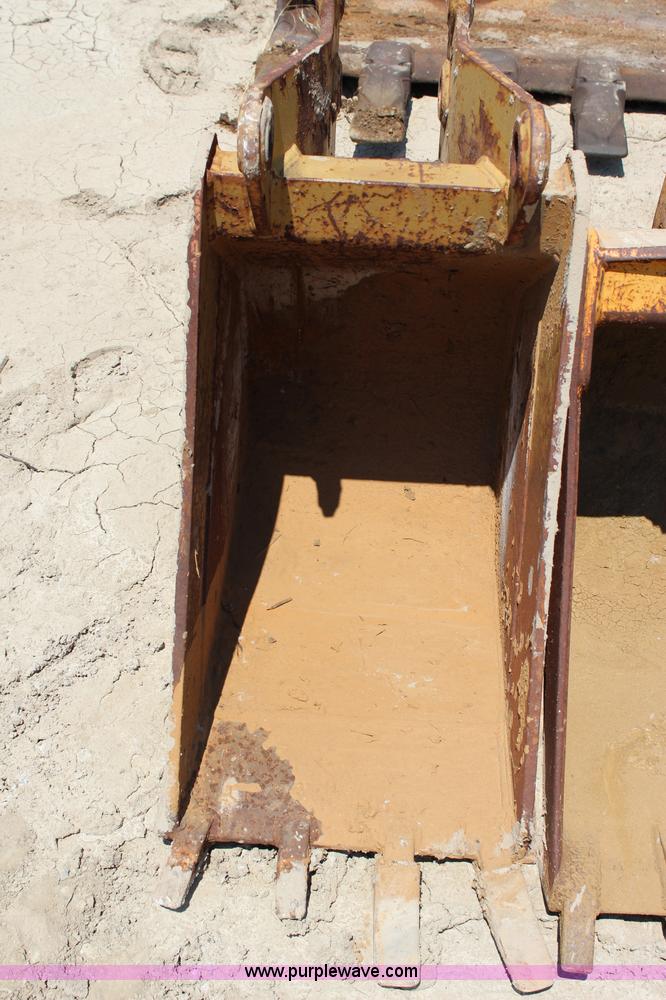 image for item I1509 Case 580 backhoe bucket