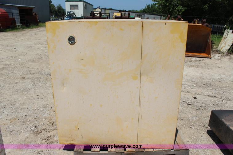 image for item I1519 Just-Rite storage locker