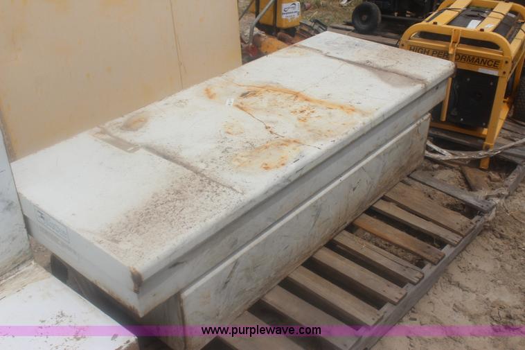 image for item I1519 Just-Rite storage locker