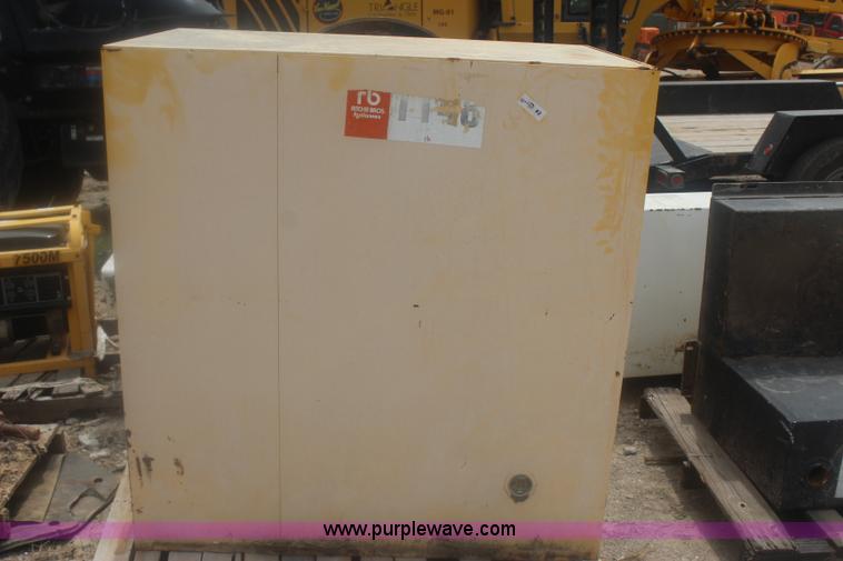 image for item I1519 Just-Rite storage locker