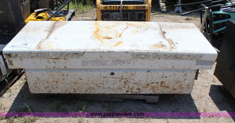 image for item I1519 Just-Rite storage locker