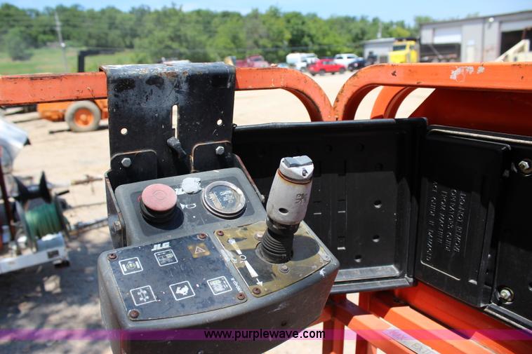 image for item I1522 1997 JLG 2033-5 electric scissor lift