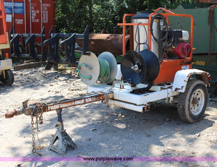 image for item I1524 Easy Kleen 5Z03035g pressure washer and trailer