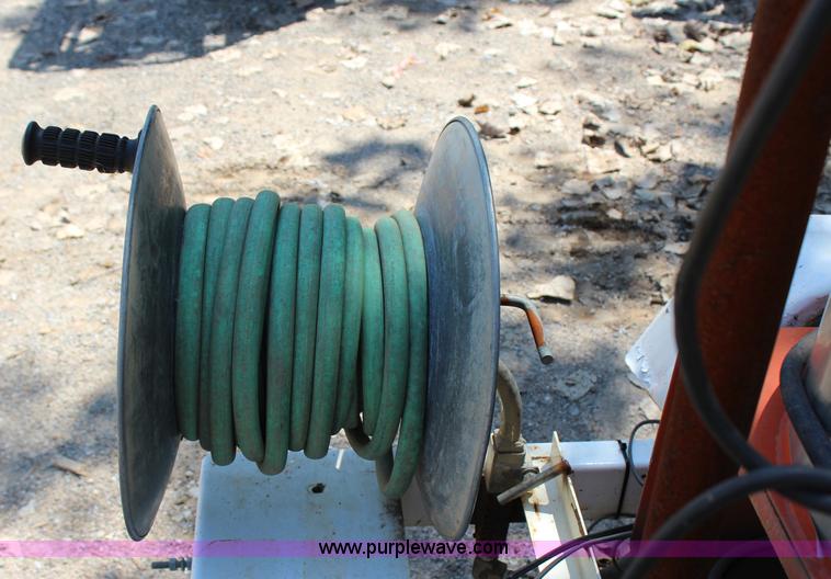 image for item I1524 Easy Kleen 5Z03035g pressure washer and trailer