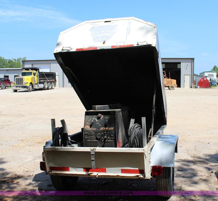 image for item I1525 Red-d-arc ZR-8 welder