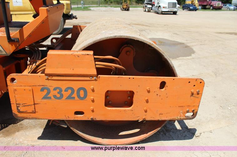 image for item I1526 Hamm 2320A single drum compactor