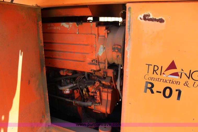 image for item I1526 Hamm 2320A single drum compactor