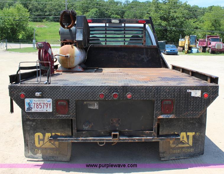 image for item I1527 1999 Ford F550 Super Duty flatbed truck