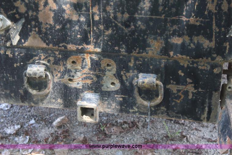 image for item I1532 2003 Ford F650 Super Duty service truck