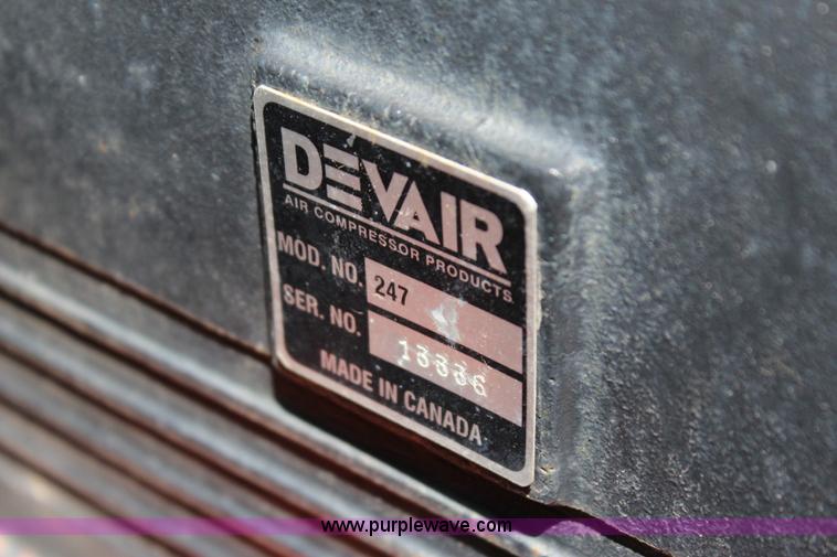 image for item I1532 2003 Ford F650 Super Duty service truck