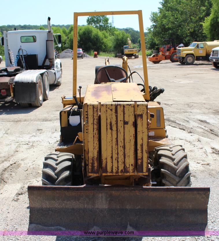 image for item I1533 Vermeer V3550A trencher