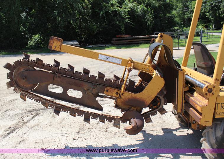 image for item I1533 Vermeer V3550A trencher