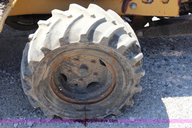 image for item I1533 Vermeer V3550A trencher