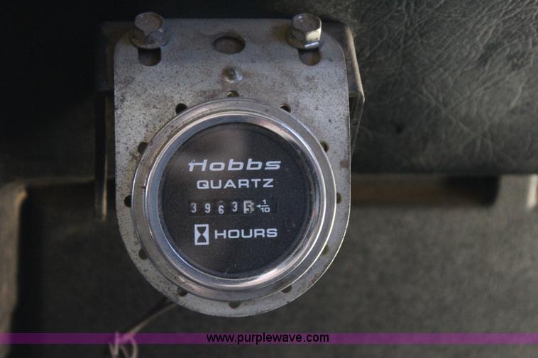 image for item I1534 1996 Peterbilt 379 dump truck