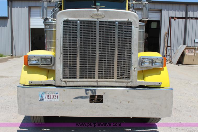 image for item I1534 1996 Peterbilt 379 dump truck