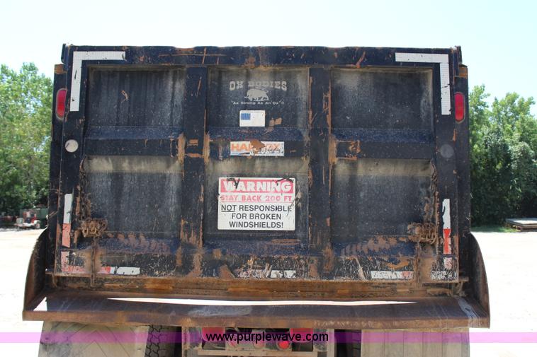 image for item I1534 1996 Peterbilt 379 dump truck