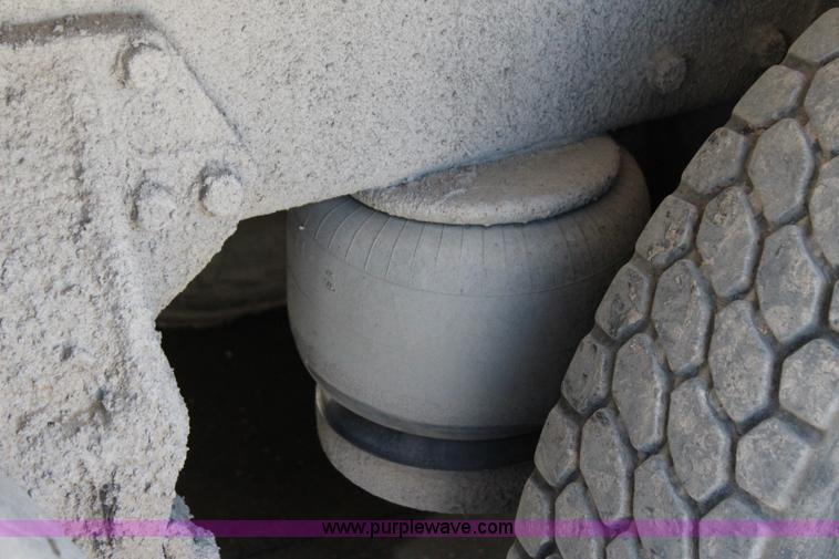 image for item I1534 1996 Peterbilt 379 dump truck