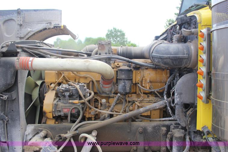 image for item I1534 1996 Peterbilt 379 dump truck