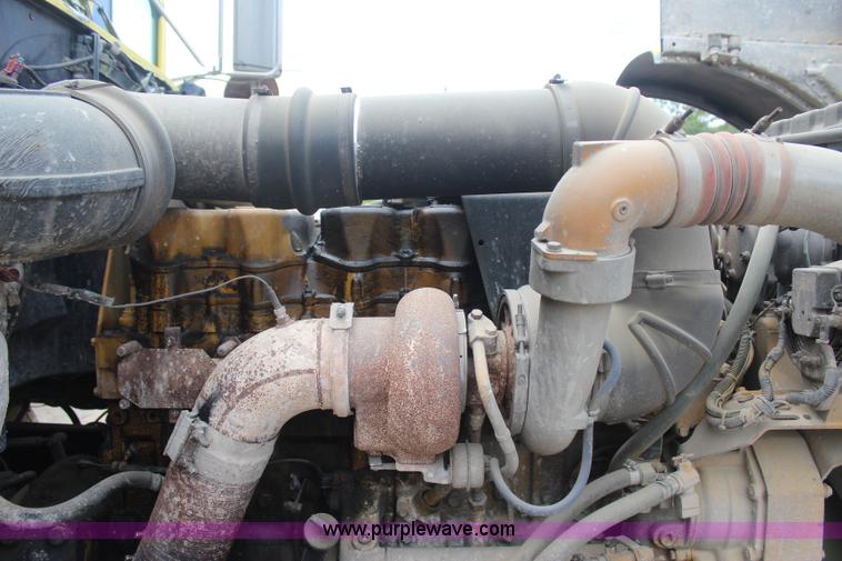 image for item I1534 1996 Peterbilt 379 dump truck