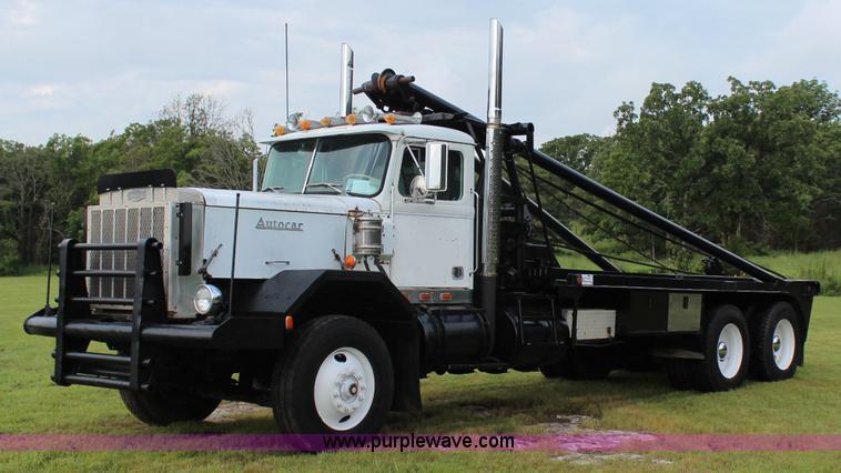 image for item I1546 1982 Autocar DC64B winch truck