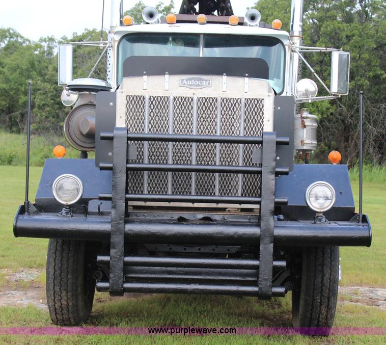 image for item I1546 1982 Autocar DC64B winch truck