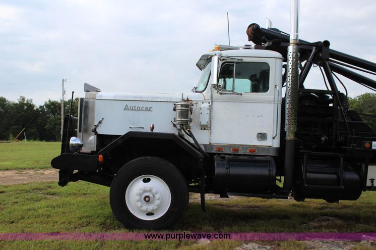 image for item I1546 1982 Autocar DC64B winch truck