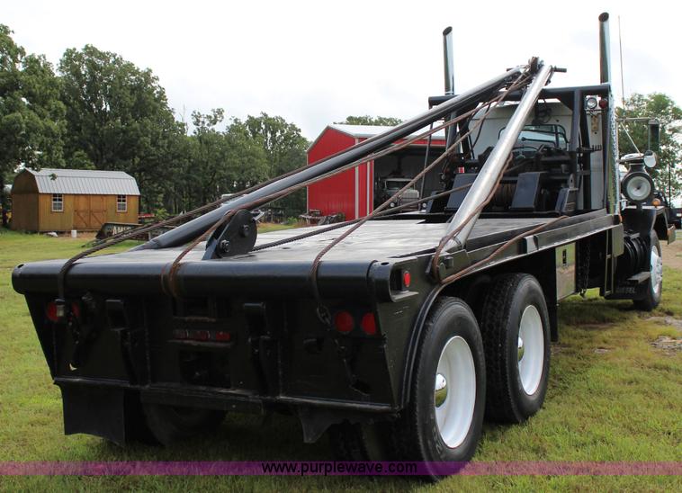 image for item I1546 1982 Autocar DC64B winch truck