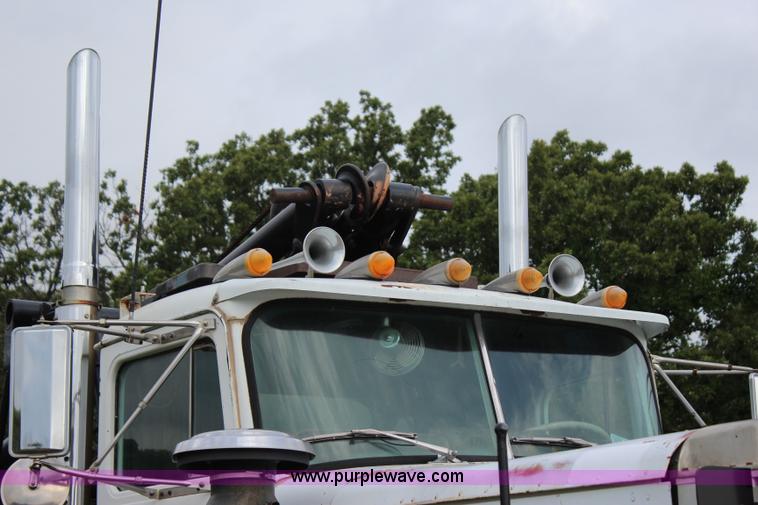 image for item I1546 1982 Autocar DC64B winch truck