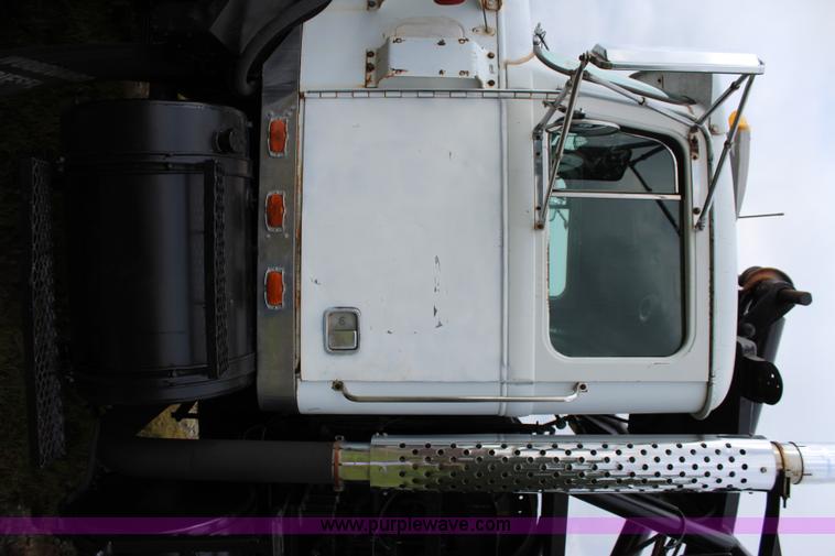 image for item I1546 1982 Autocar DC64B winch truck