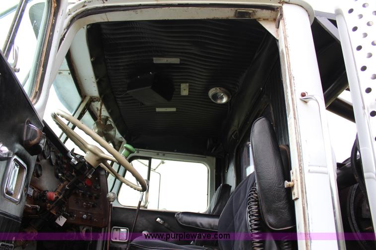 image for item I1546 1982 Autocar DC64B winch truck