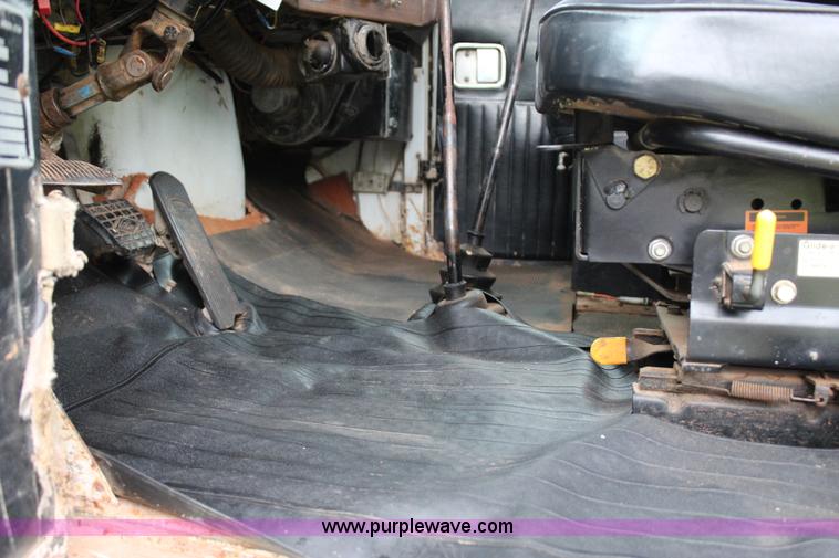 image for item I1546 1982 Autocar DC64B winch truck