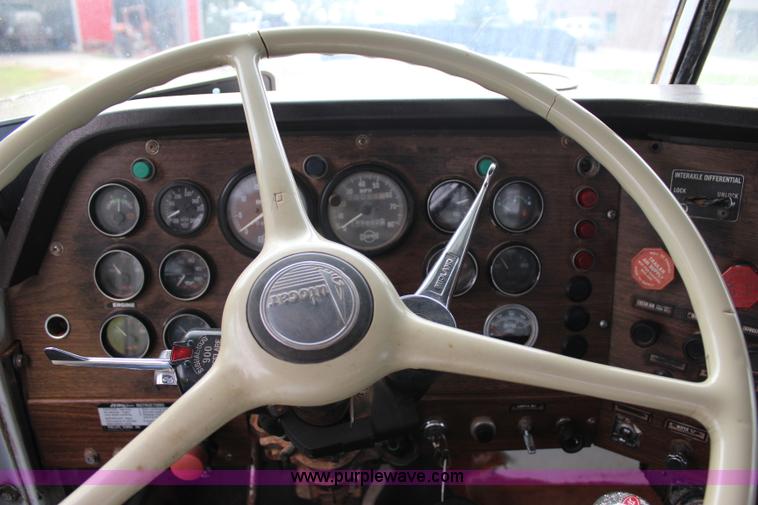 image for item I1546 1982 Autocar DC64B winch truck