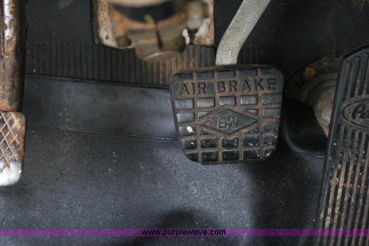 image for item I1546 1982 Autocar DC64B winch truck