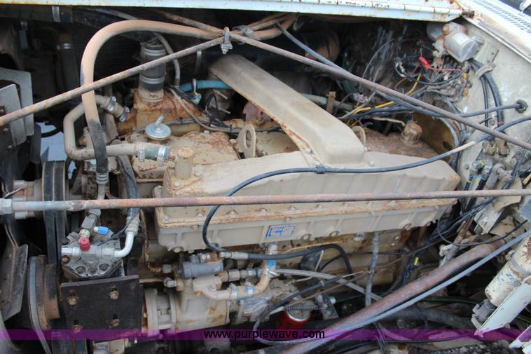 image for item I1546 1982 Autocar DC64B winch truck