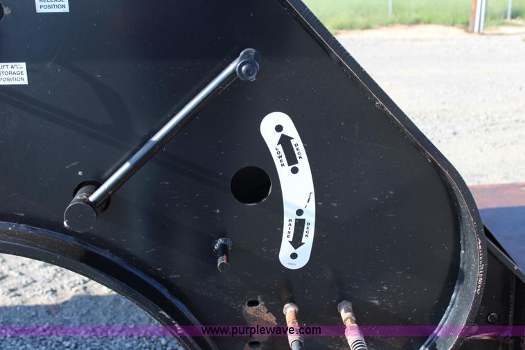 image for item I1590 2007 Etnyre Blackhawk lowboy trailer