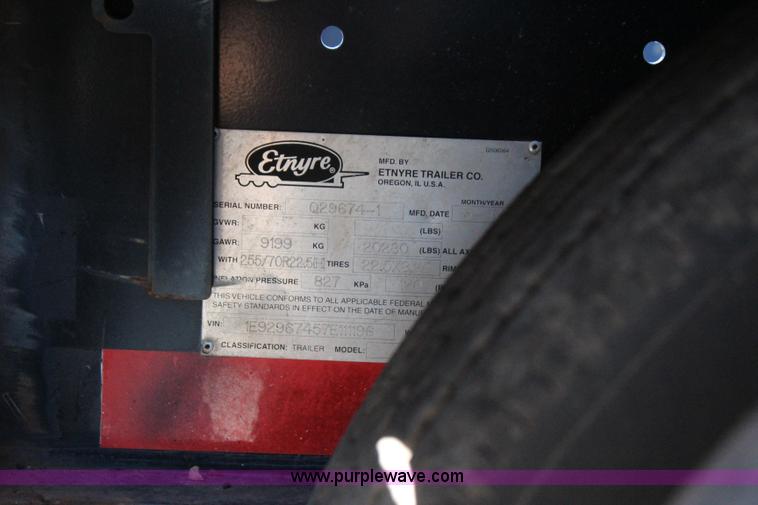 image for item I1590 2007 Etnyre Blackhawk lowboy trailer