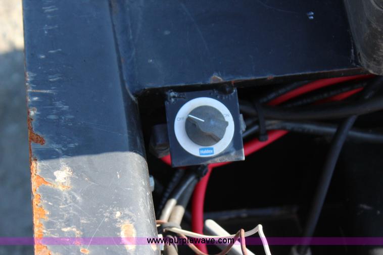 image for item I1590 2007 Etnyre Blackhawk lowboy trailer