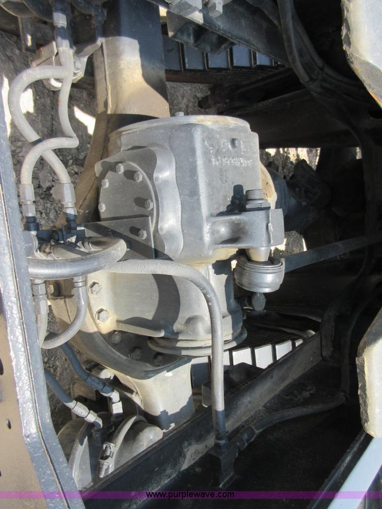 image for item I2023 1989 Mack RW713 crane truck