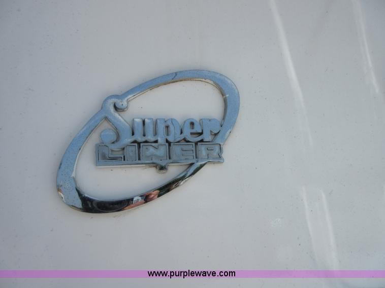 image for item I2023 1989 Mack RW713 crane truck